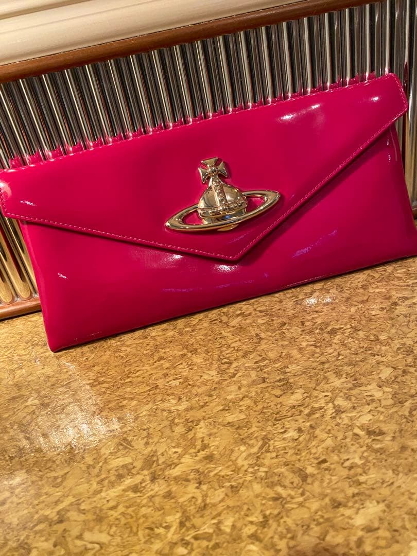 7352.【レア】Vivienne Westwood デカオーブ クラッチバッグ