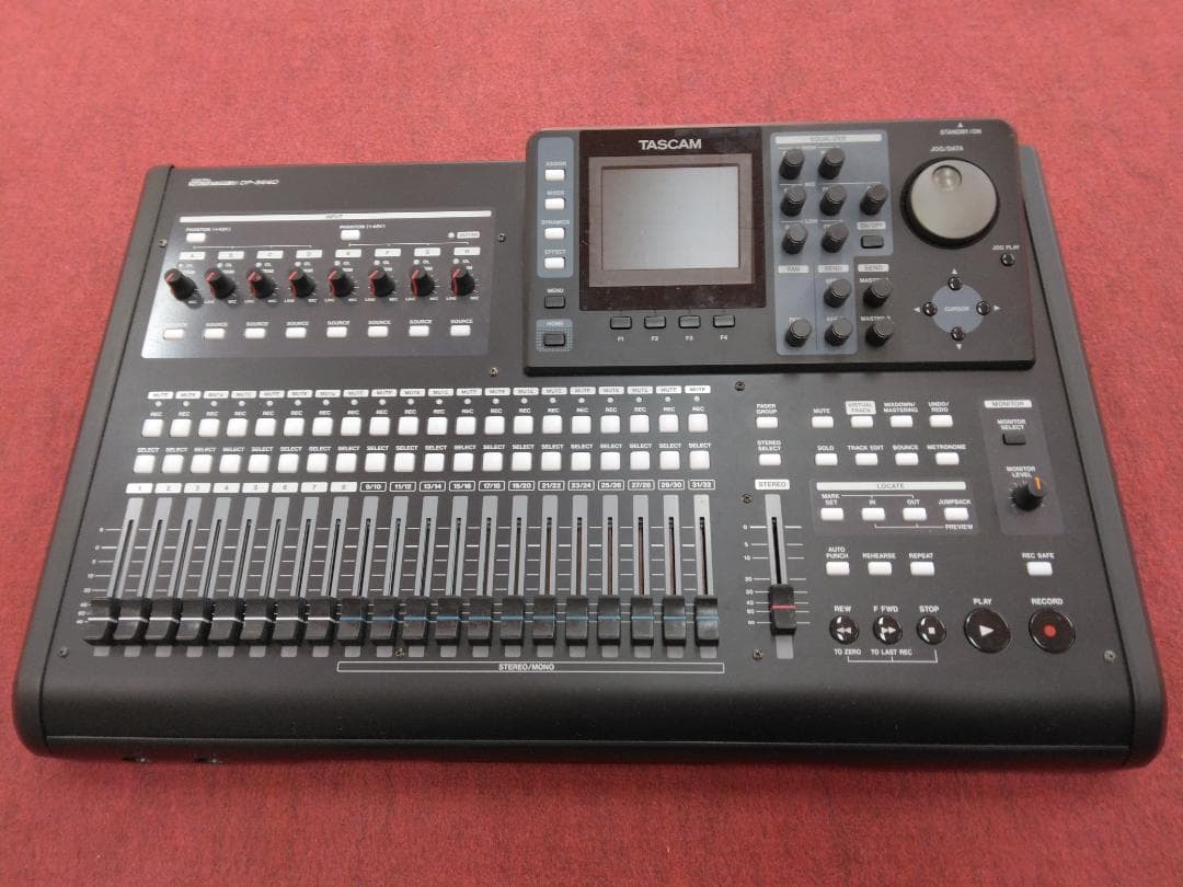 配信機器・PA機器・レコーディング機器 TASCAM DIGITAL PORTASTUDIO DP-32SD